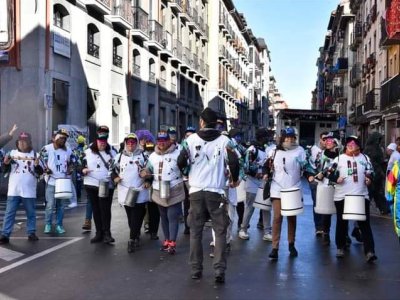 Aukera y su "batukada" en los Carnavales de Tolosa